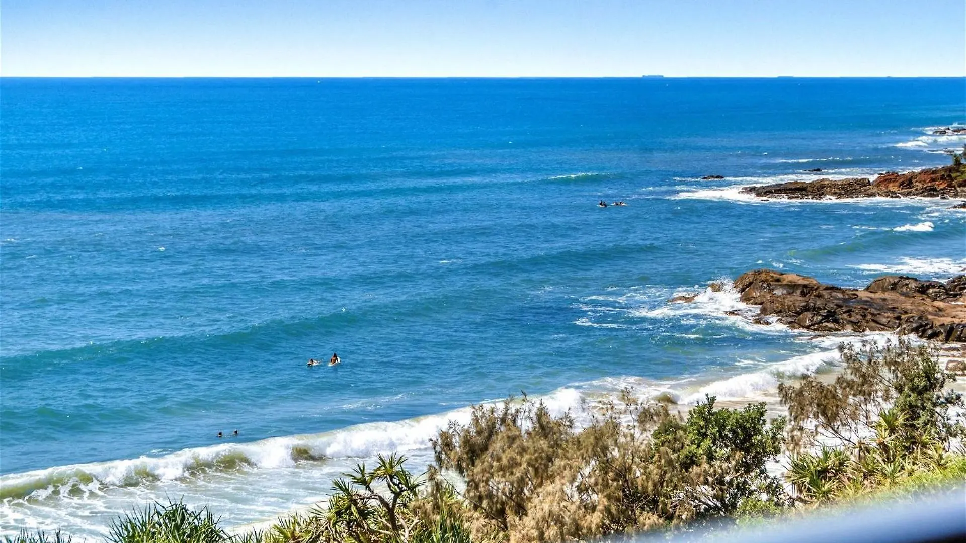 Absolute Beachfront Luxury Apartment Coolum Beach Australia